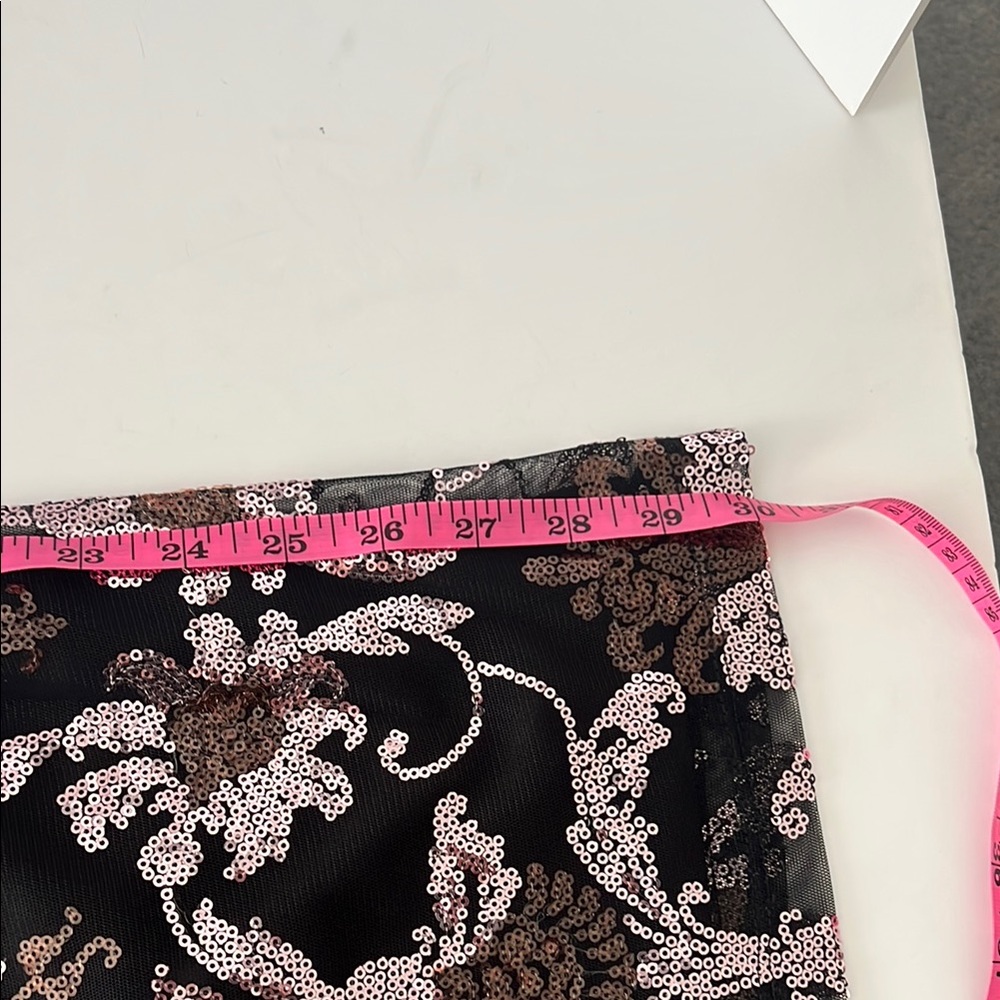 Avenue Sequence Black And Gold Patterned Mini Sle… - image 8